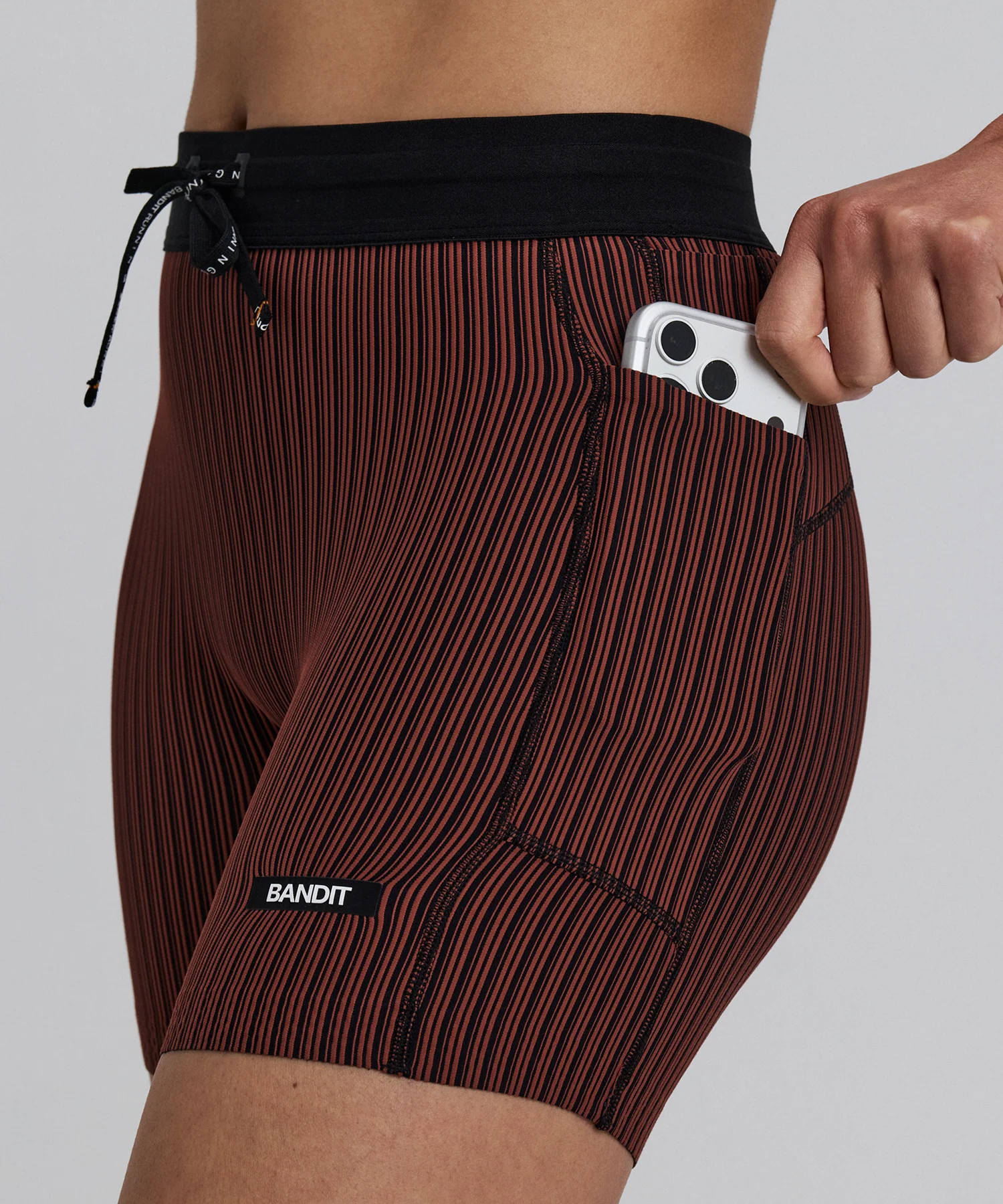 Women's Striped Cadence⢠5" Compression Shorts - Mahogany / Black - Image 2